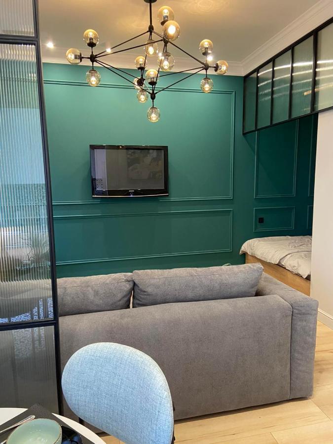 Lux Appartments В Центре Города В Стиле Loft Vinița Exterior foto